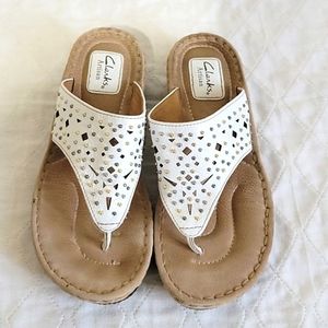 Clarks Artisan White Sandals Sz 8.5